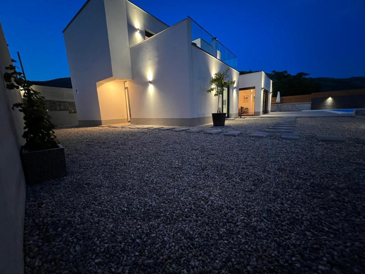Villa Bianca *